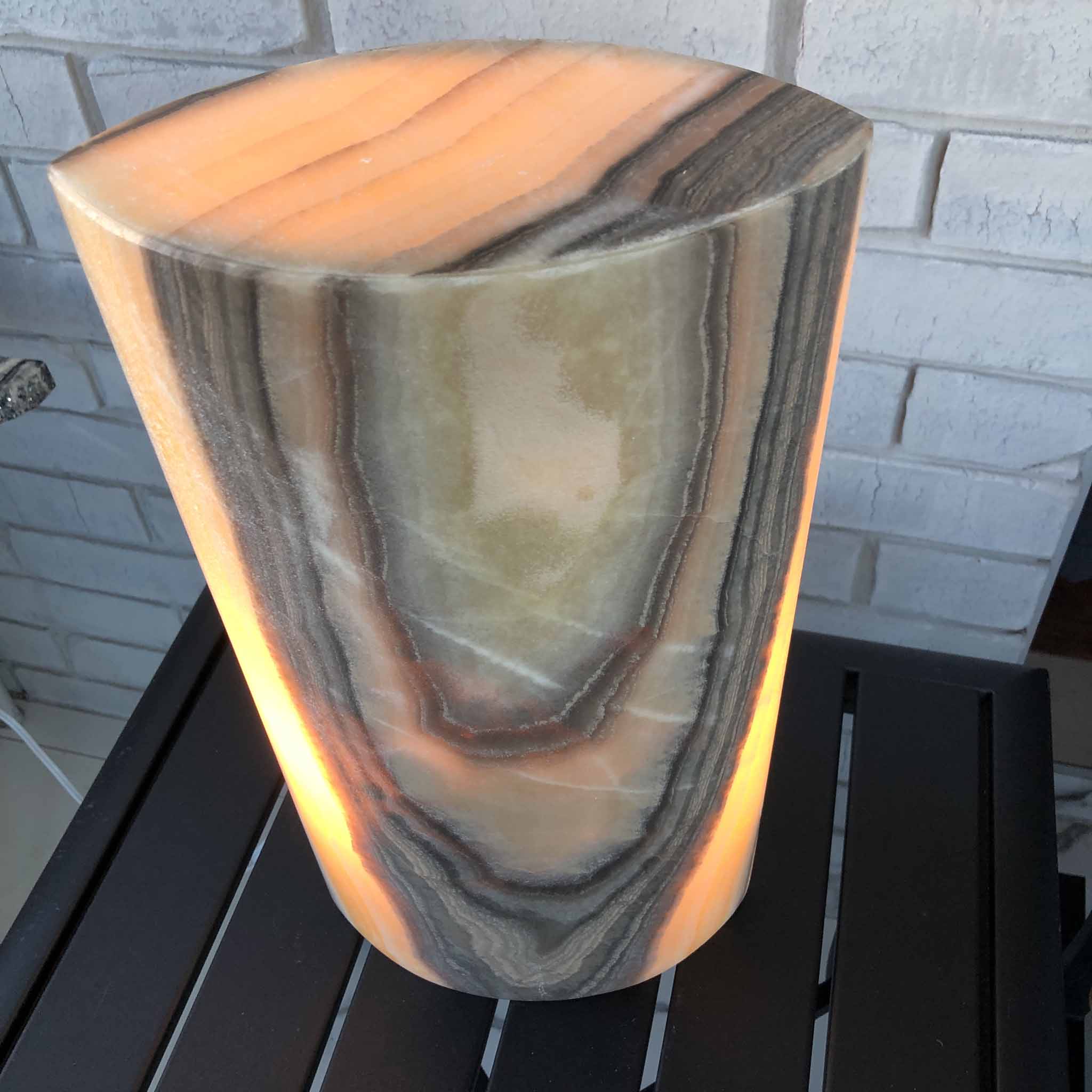 onyx light