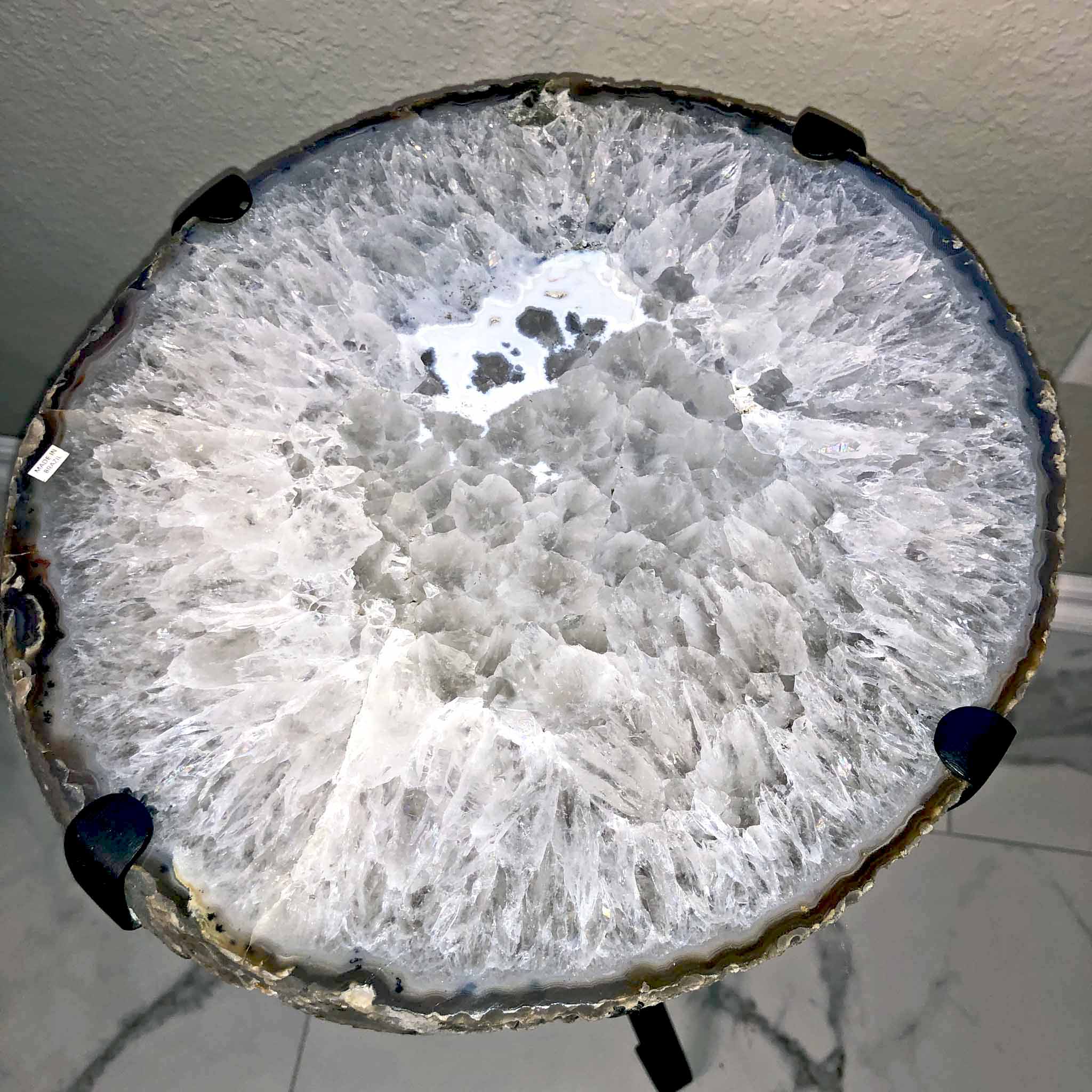 agate table