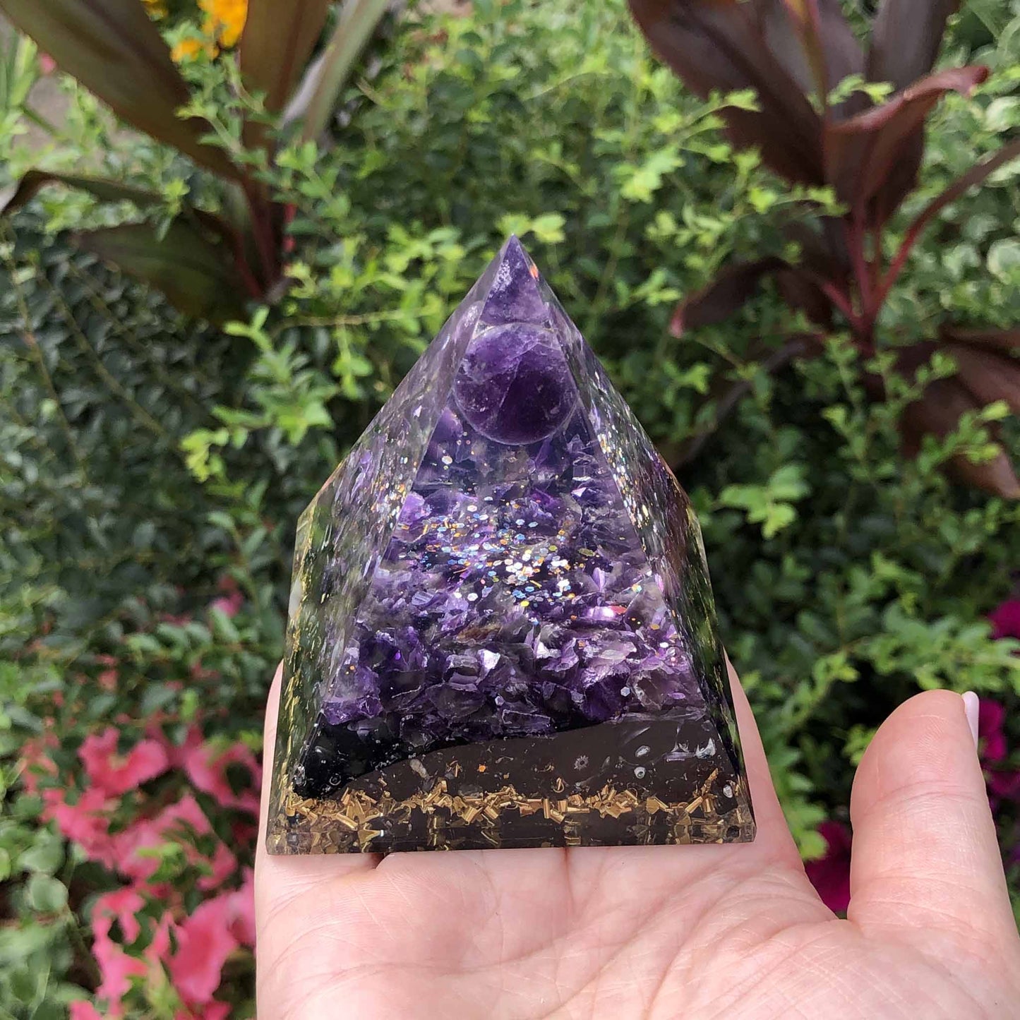 amethyst-crystal-rock