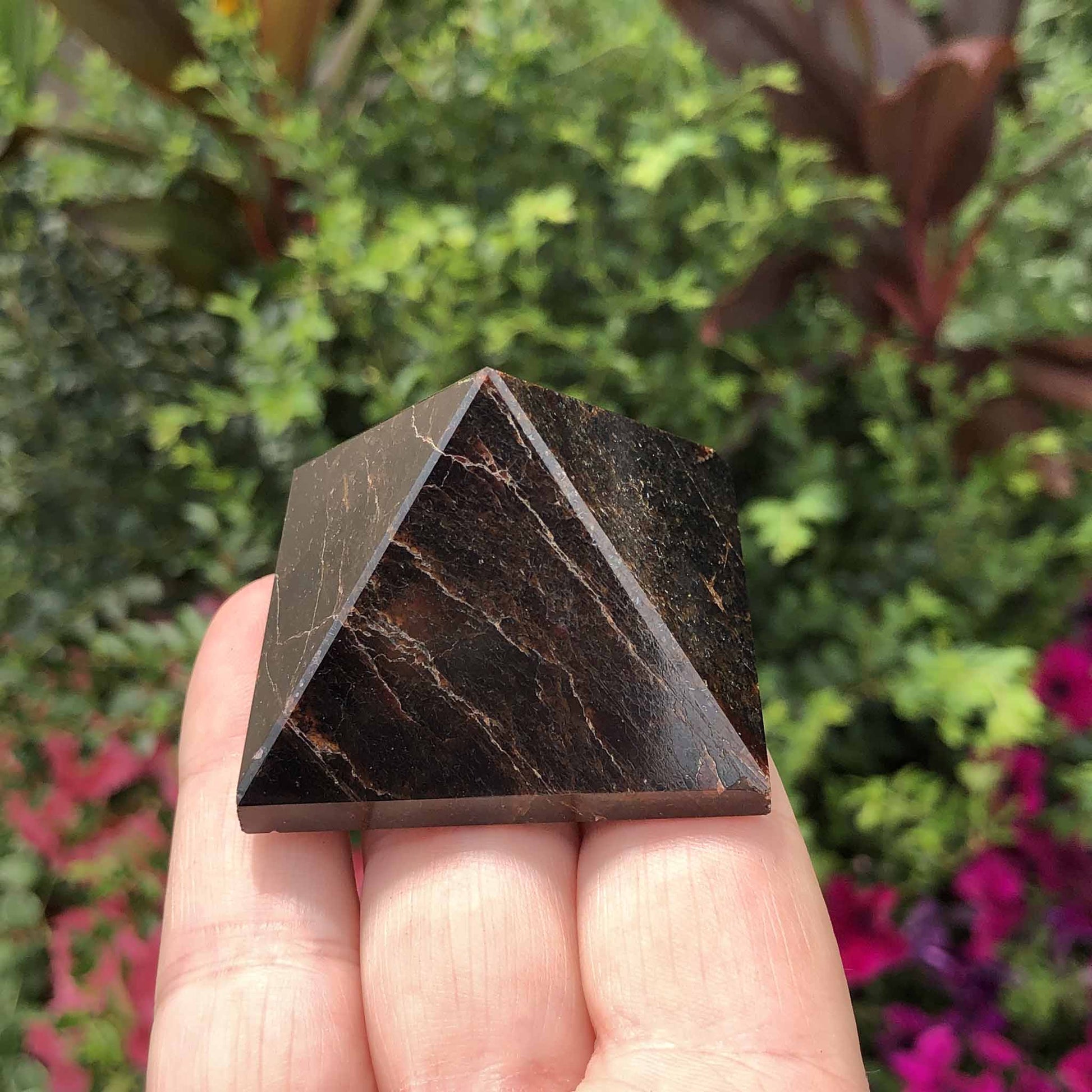 brown-pyramid