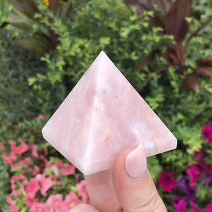 crystal-pyramids-for-positive-energy