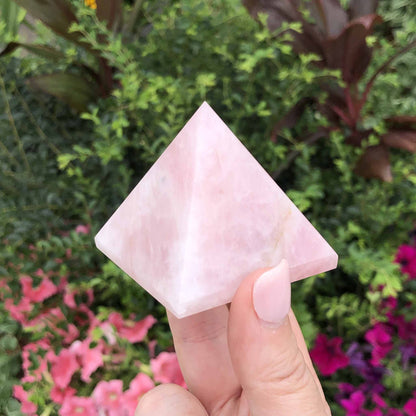 crystal-pyramid-rose-quartz