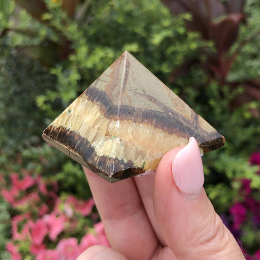 septarian pyramid