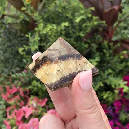 septarian crystal pyramid